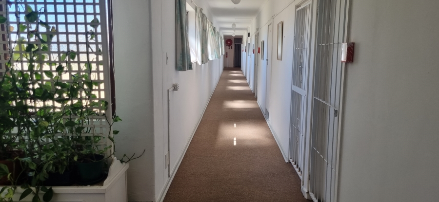 1 Bedroom Property for Sale in Quigney Eastern Cape